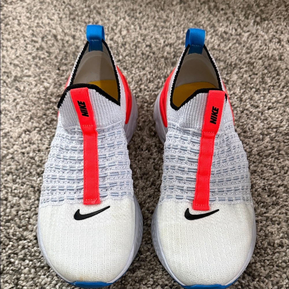 Nike Women’s Phantom Flyknit Athletic Sneakers